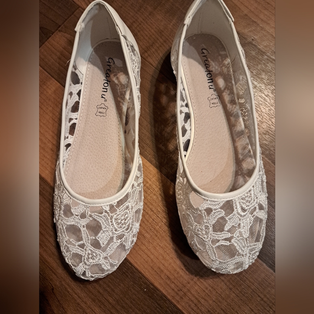 Greatonu Women's White Lace Flats